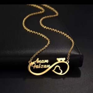 Infinity name necklace in gold with two names and a heart